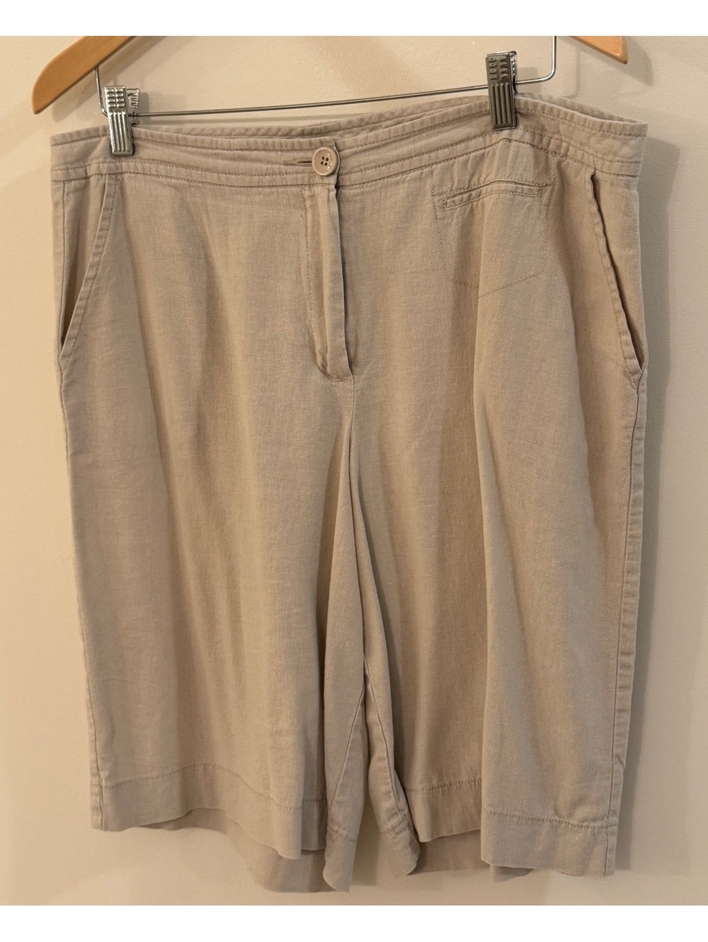 Marks & Spencer Women's Flax Beige Shorts UK 16 Medium